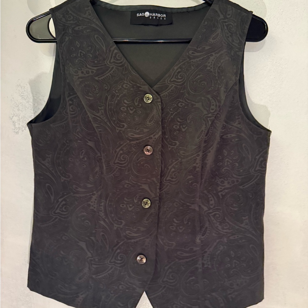 Sag Harbor Women's Green Patterned Vest